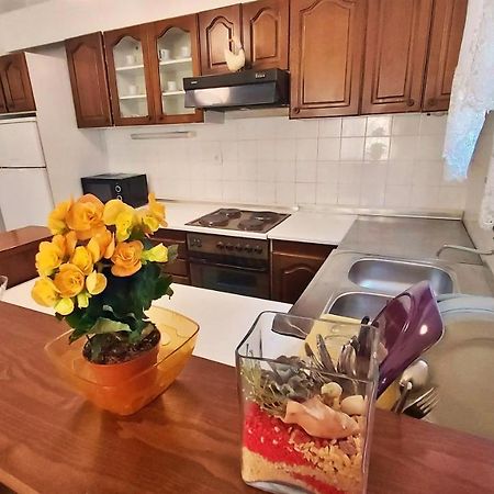 Apartment Cedo Omiš Екстериор снимка