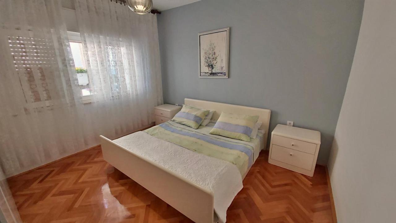 Apartment Cedo Omiš Екстериор снимка