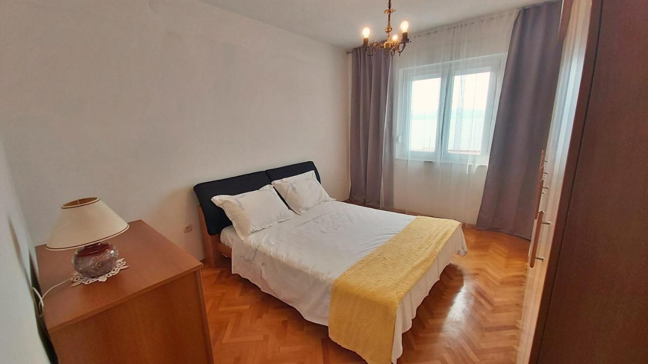 Apartment Cedo Omiš Екстериор снимка