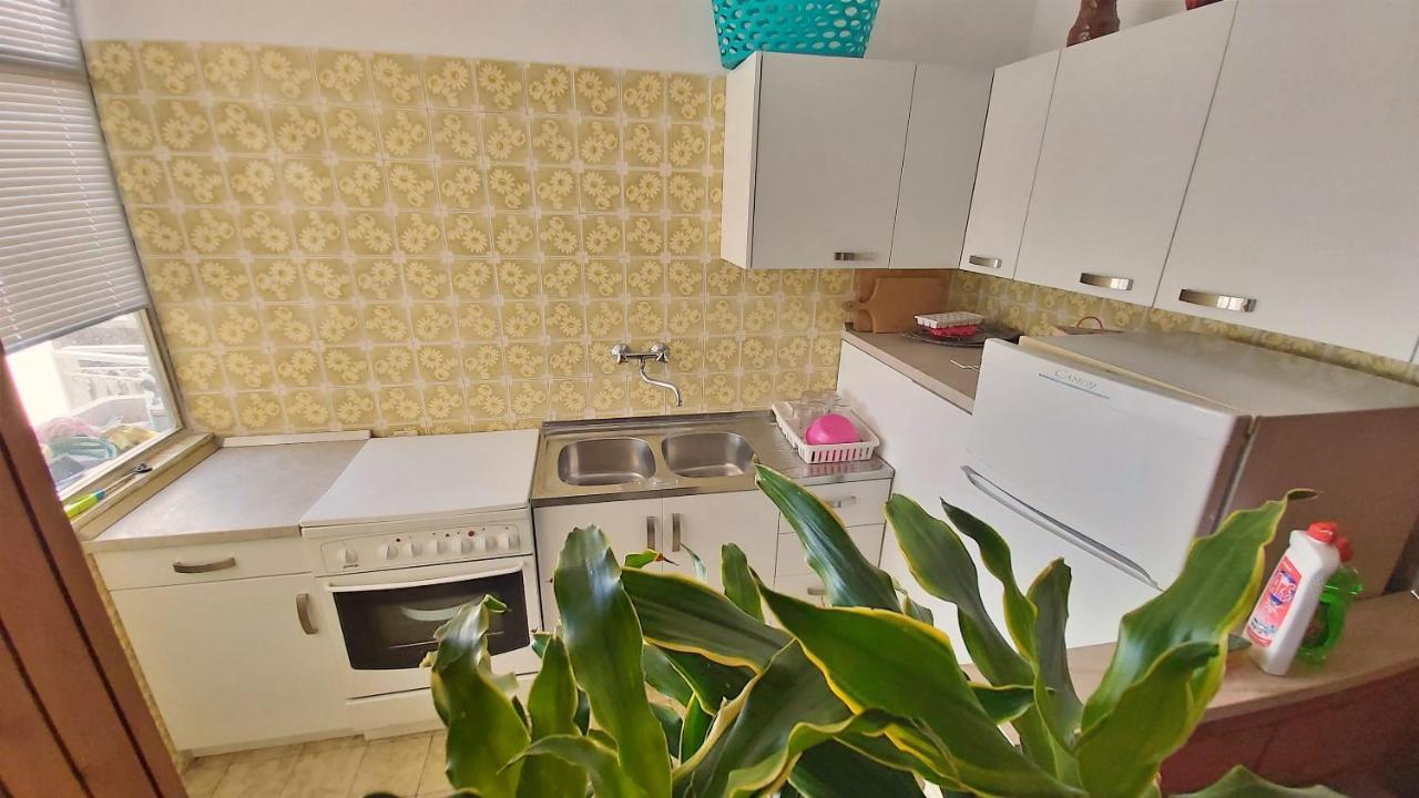 Apartment Cedo Omiš Екстериор снимка